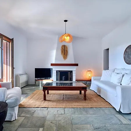 Golden Paros Hotel 4*