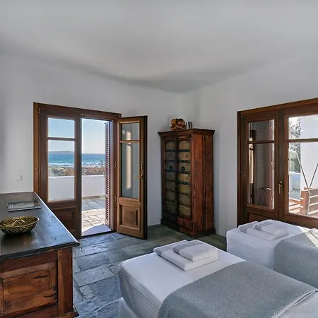 Golden Paros